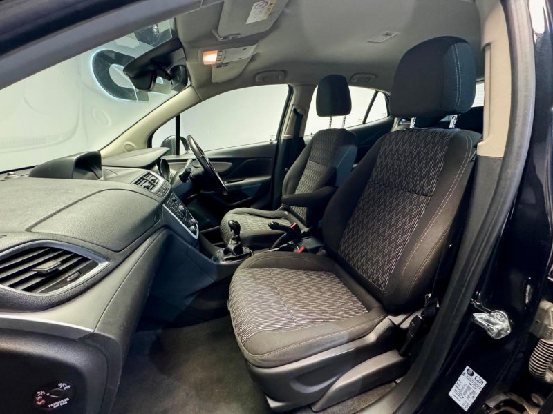 VAUXHALL MOKKA