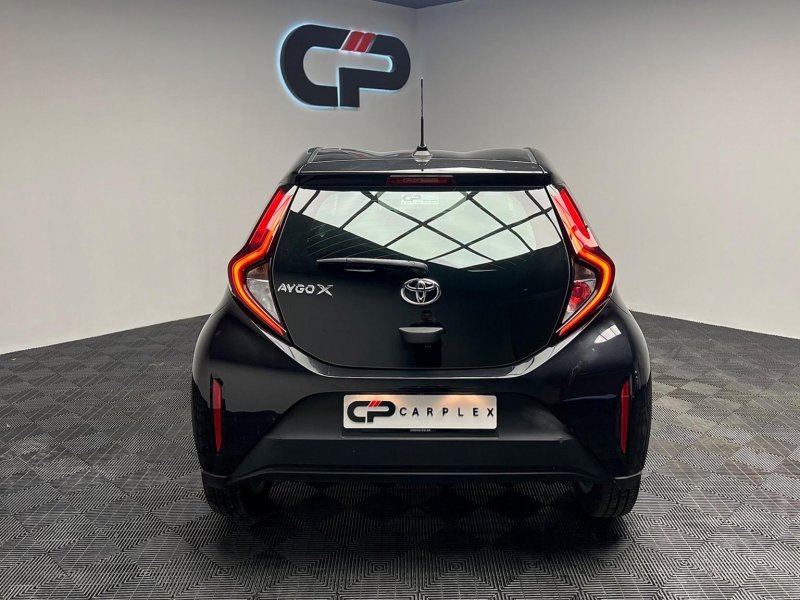 TOYOTA AYGO X