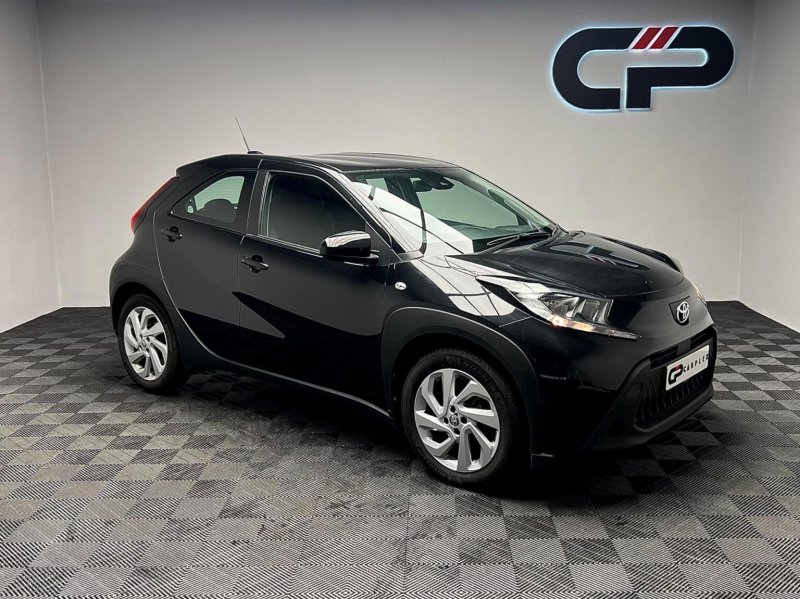 TOYOTA AYGO X