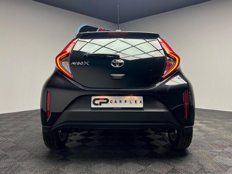 TOYOTA AYGO X