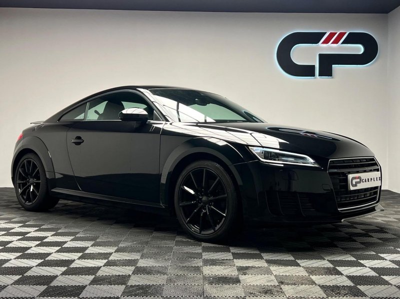AUDI TT