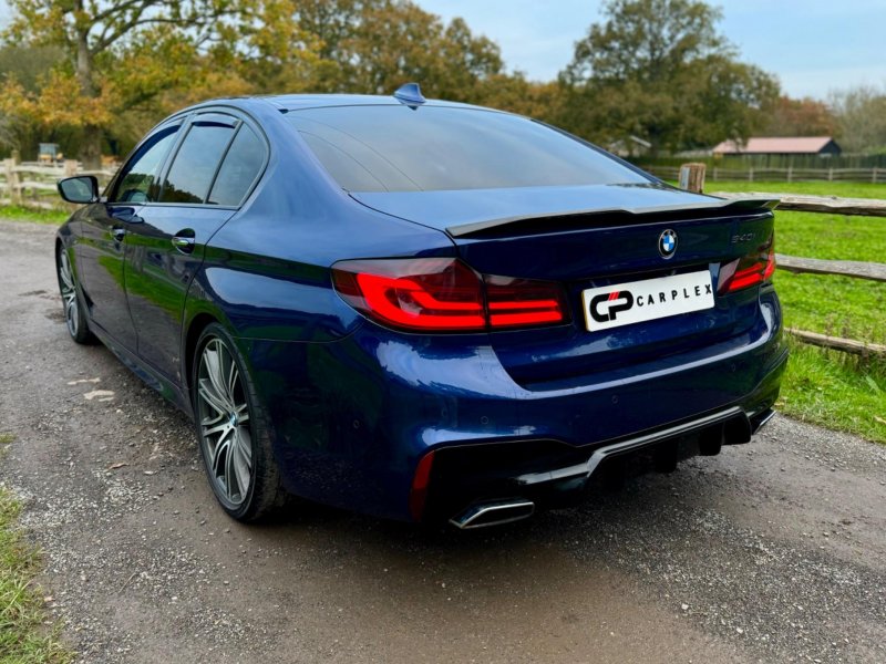 BMW 5 SERIES