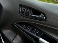 FORD GRAND TOURNEO CONNECT