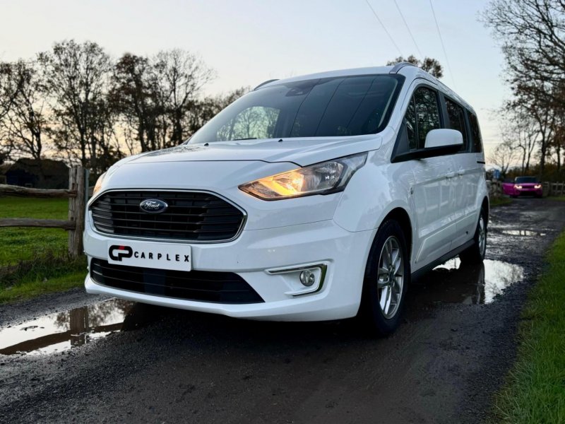 FORD GRAND TOURNEO CONNECT