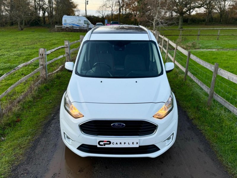 FORD GRAND TOURNEO CONNECT