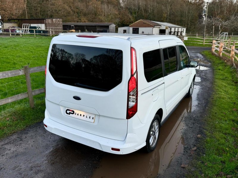 FORD GRAND TOURNEO CONNECT