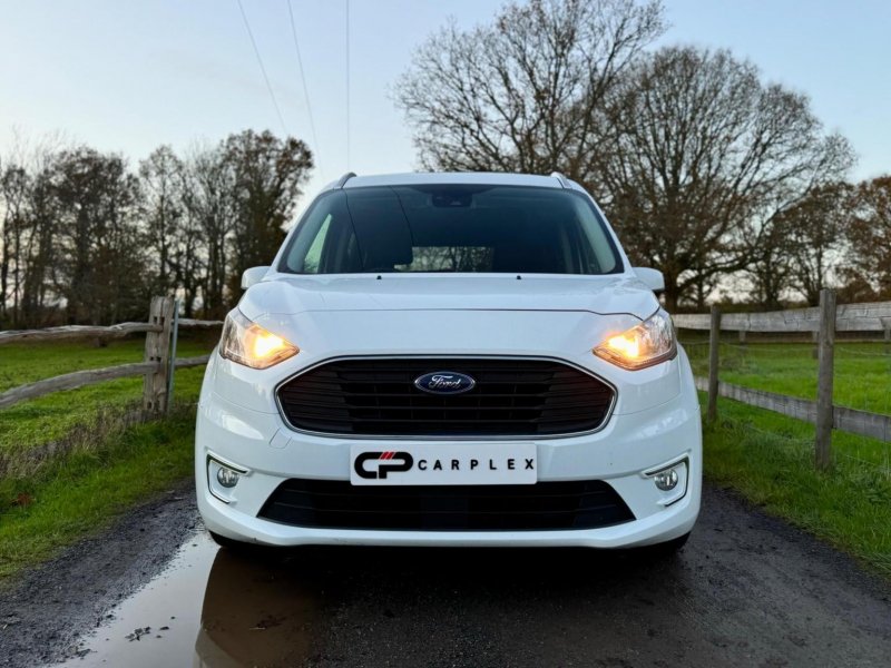 FORD GRAND TOURNEO CONNECT