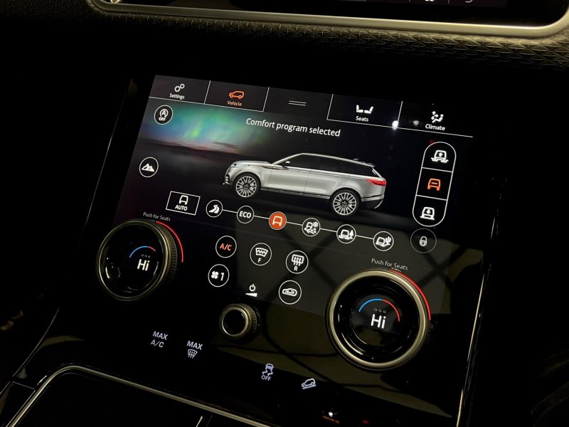 LAND ROVER RANGE ROVER VELAR