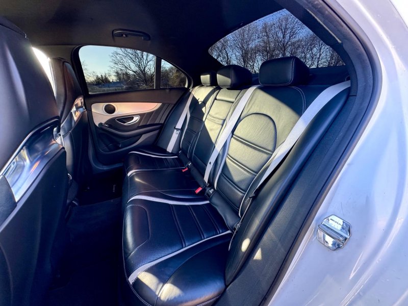 MERCEDES-BENZ C CLASS