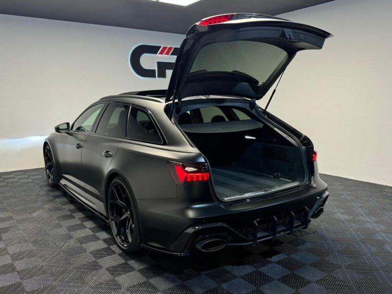 AUDI RS6