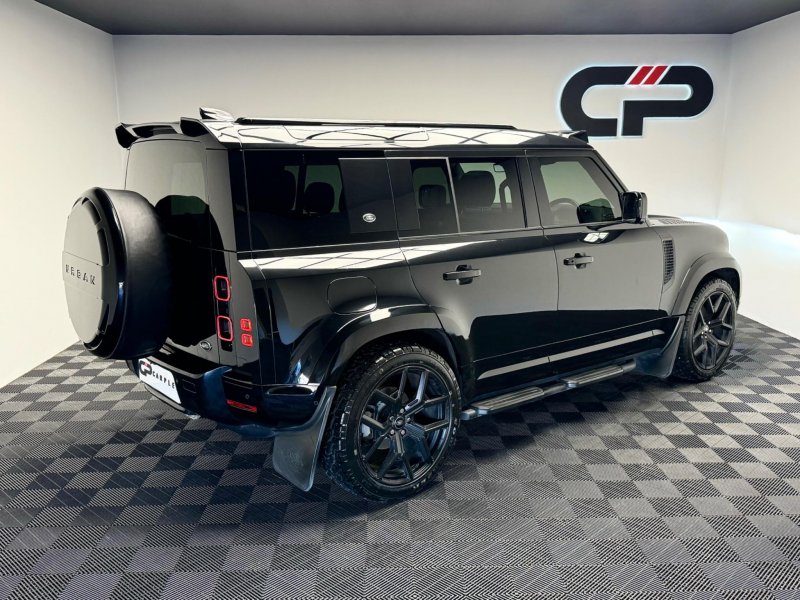 LAND ROVER DEFENDER 110