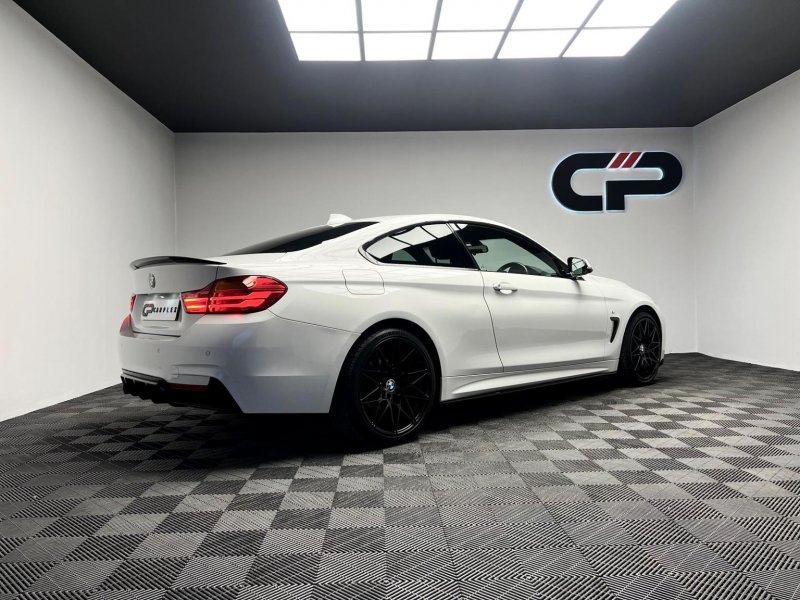 BMW 4 SERIES