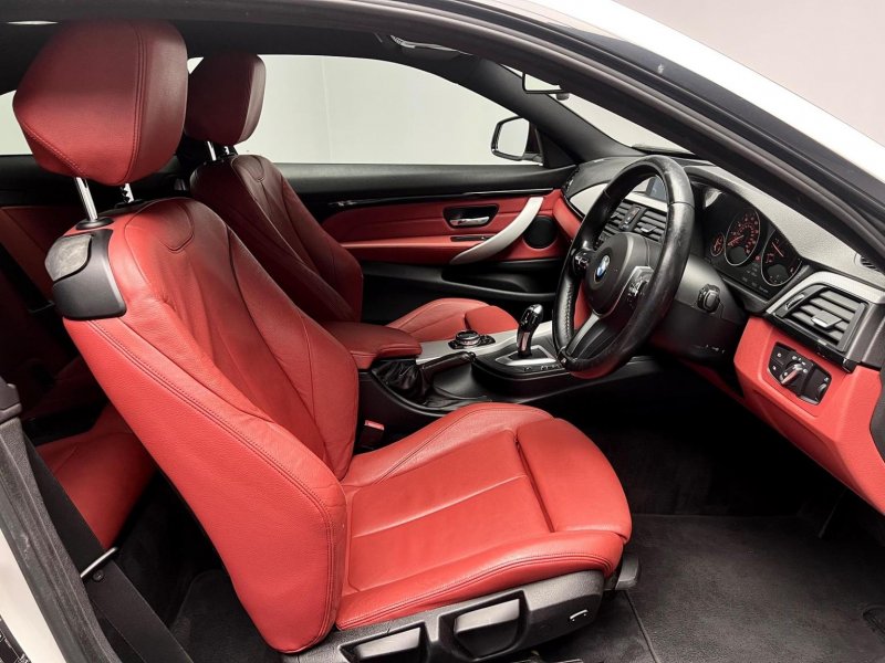 BMW 4 SERIES