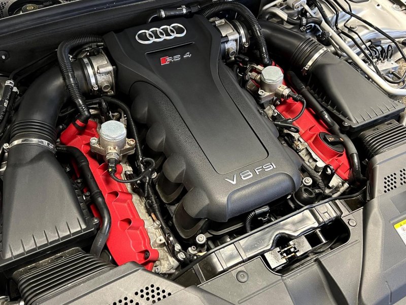 AUDI RS4