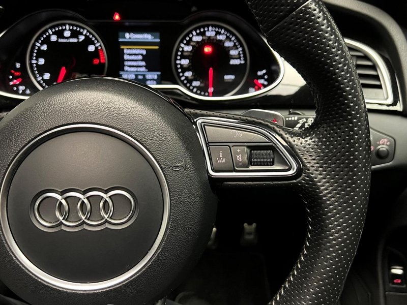 AUDI RS4
