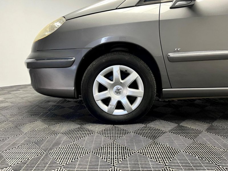 PEUGEOT 807