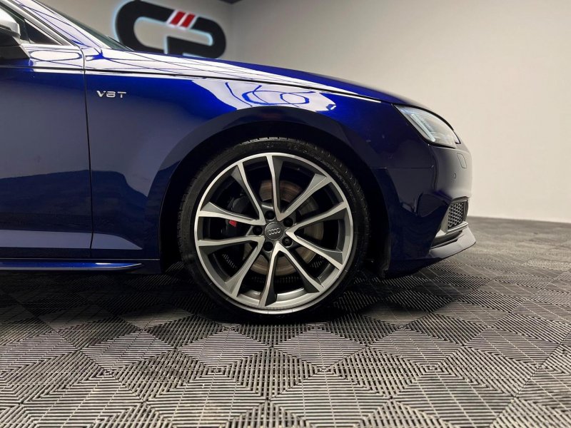 AUDI S4