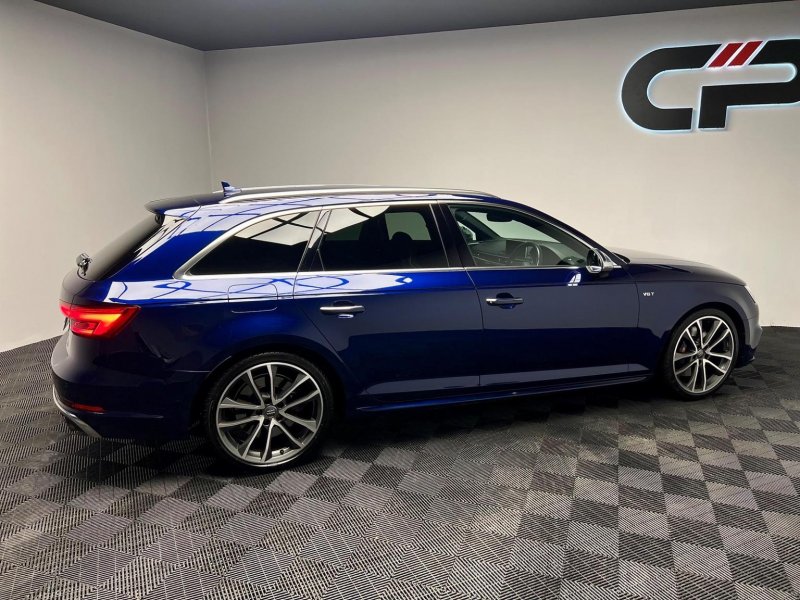 AUDI S4