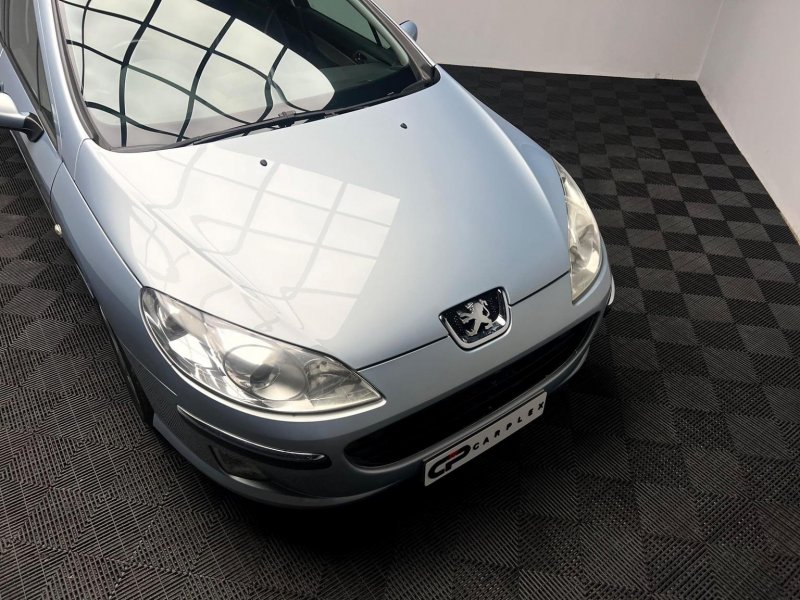 PEUGEOT 407