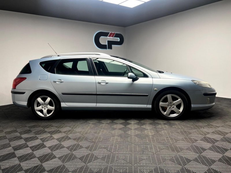 PEUGEOT 407
