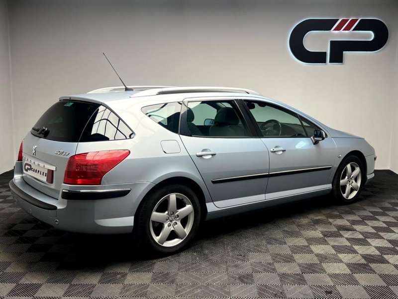 PEUGEOT 407