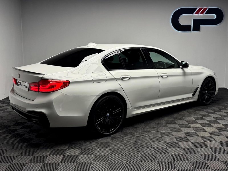 BMW 5 SERIES