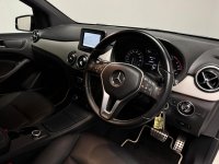 MERCEDES-BENZ B CLASS