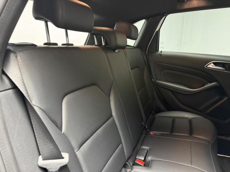 MERCEDES-BENZ B CLASS