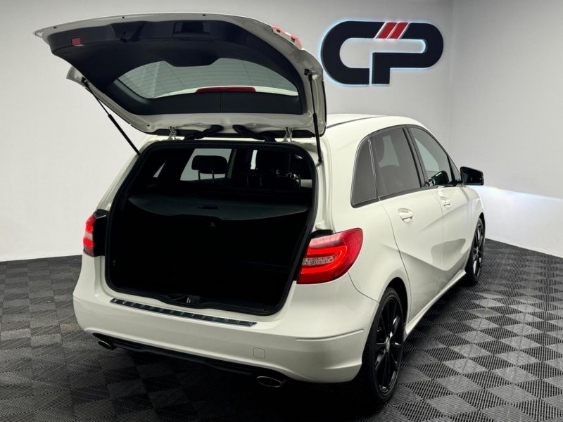 MERCEDES-BENZ B CLASS