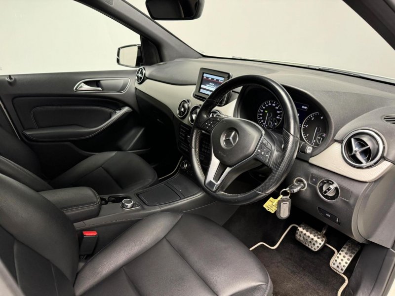MERCEDES-BENZ B CLASS
