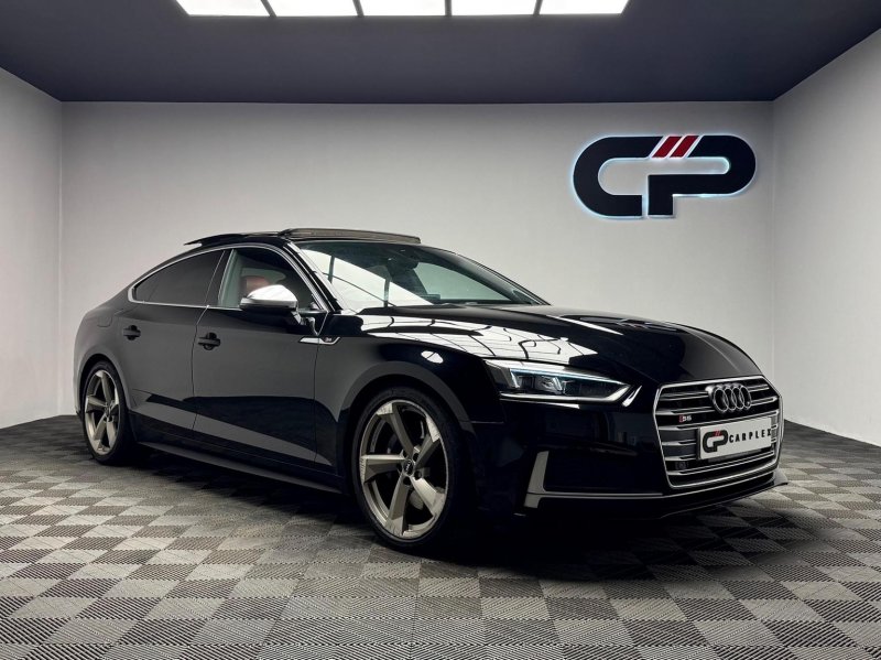 AUDI S5