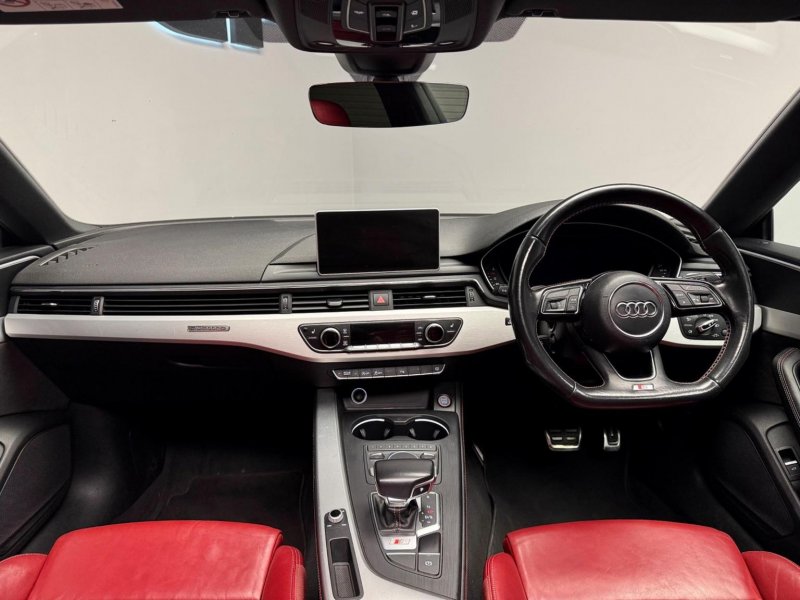 AUDI S5