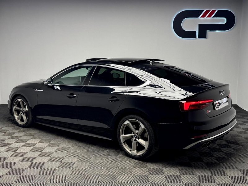 AUDI S5